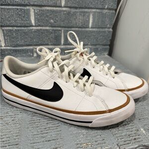 Size 7Y Nike White Court Legacy Next Nature White Desert Ochre
